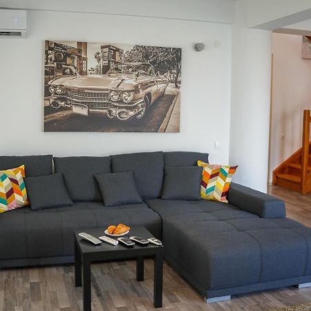 Penthouse With Huge Rooftop & Amazing City View Bükreş Dış mekan fotoğraf